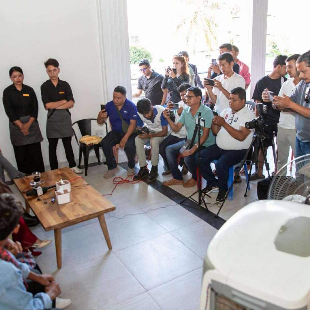 सोल्टिनी’ : अन्तरजातीय प्रेम र सामाजिक यथार्थ बोकेको फिल्म देशव्यापी प्रचारमा